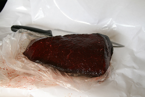 whale meat (C) Bernt Rostad_Flickr 2109.jpg