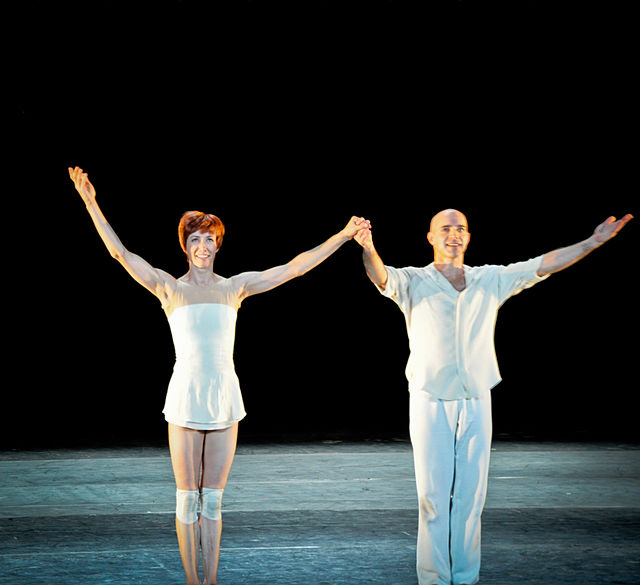 640px-Sylvie_Guillem_&_Russell_Maliphan.jpg