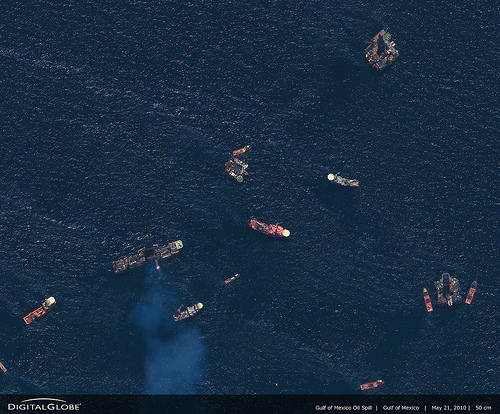 Gulf of Mexico Spill_21_05_10 (C) DigitalGlobe-Imagery.jpg