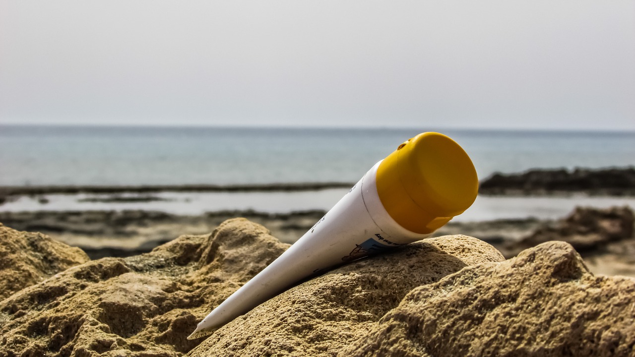 Parole d’expert. Crème solaire : l’ennemi invisible des océans