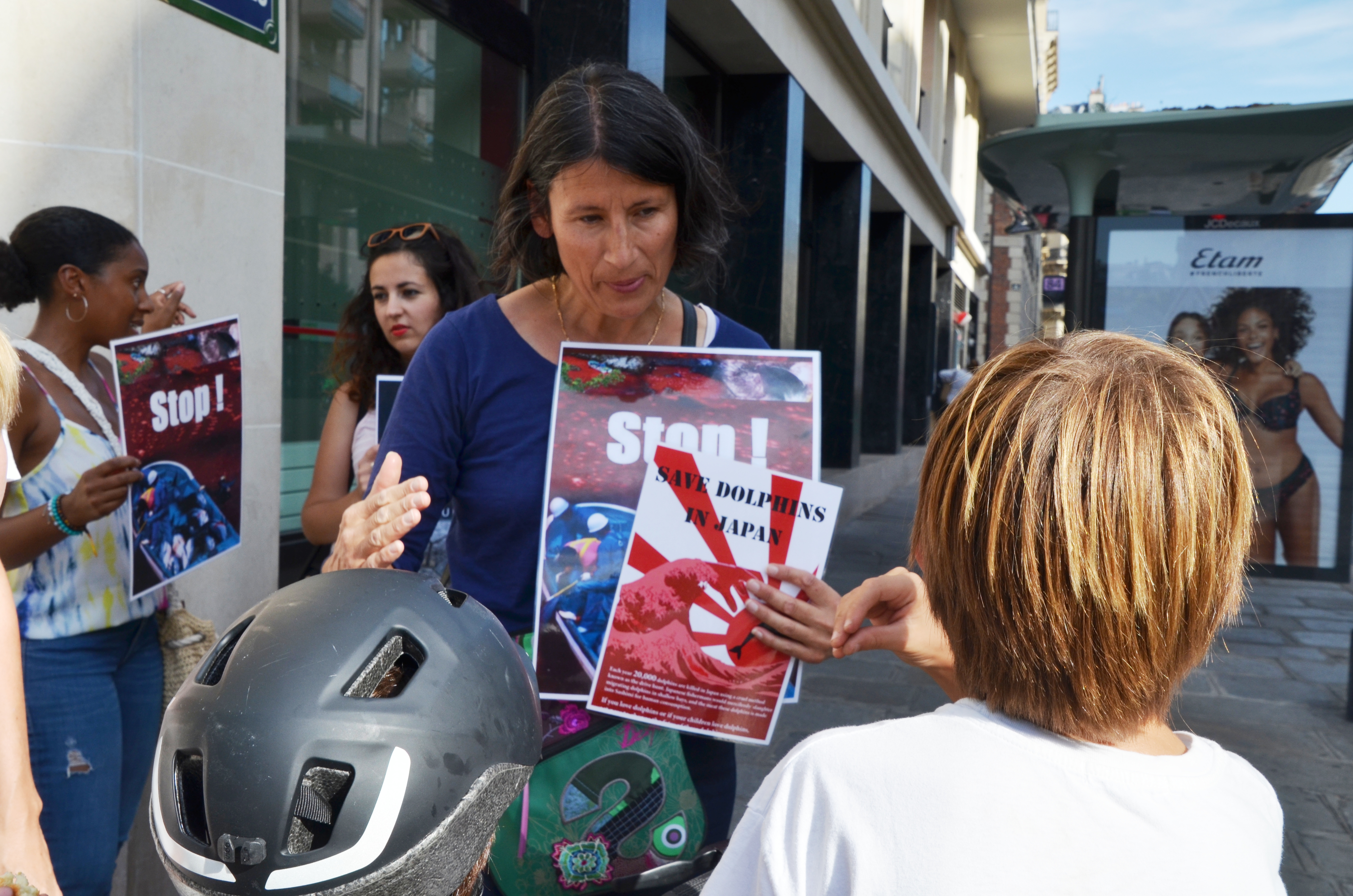 Japan Dolphins Day, happening silencieux ~ Paris, le 30 août 2019